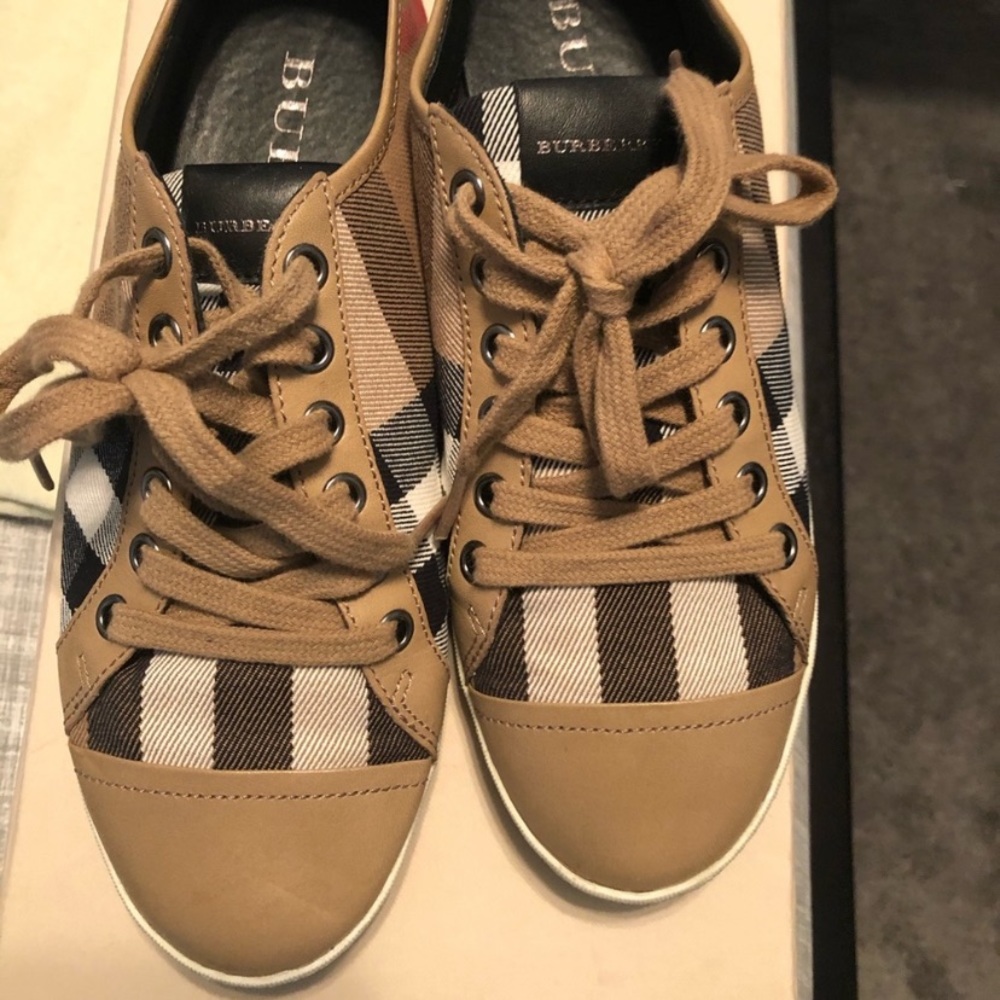 Burberry Shoes